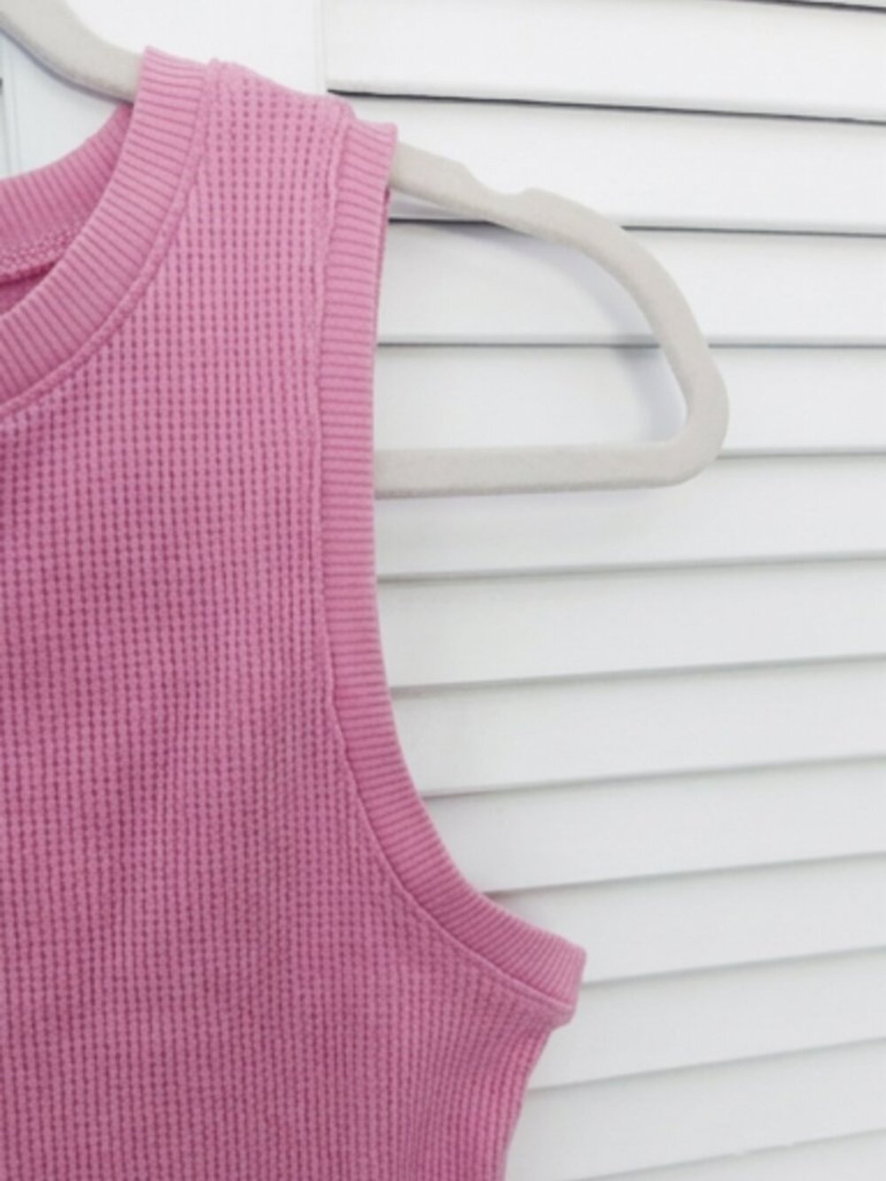 Hollister Waffle Pink Ribbed Slightly Cropped Tank - Size Small - Picture 2 of 3